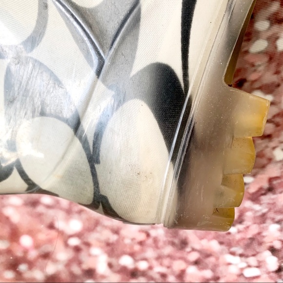 COACH CLASSIC SIGNATURE RAIN BOOTS - Picture 9 of 10